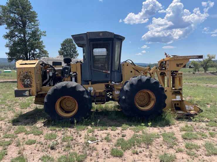 2010-caterpillar-553-image-2