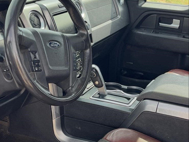 2014-ford-f150-raptor-image-9