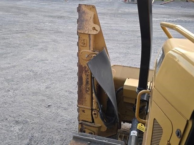2017-caterpillar-d5k2-xl-image-91