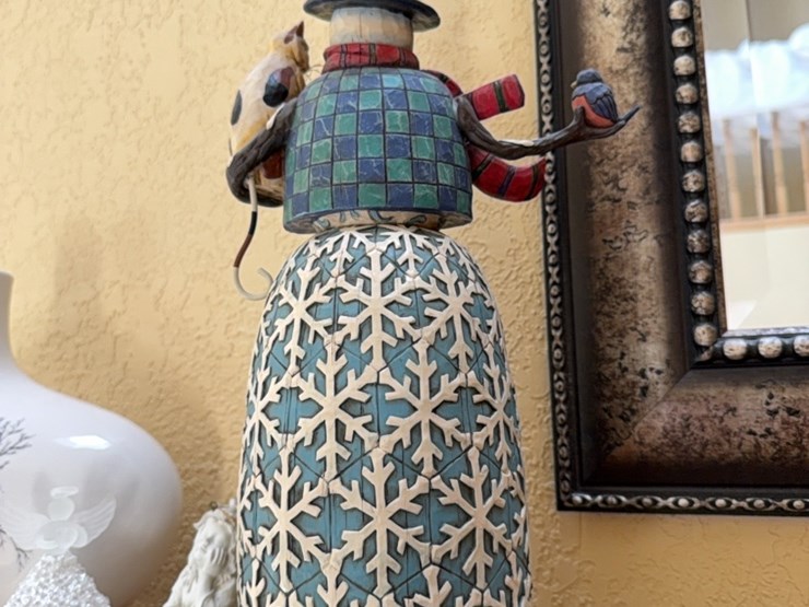 jim-shore-snowman,-vase-and-knick-knacks-image-4
