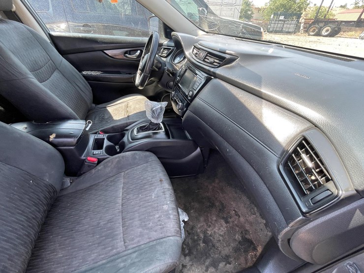 2018-nissan-rogue-image-94