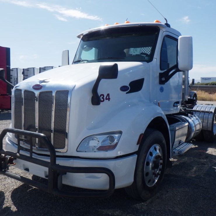 2020 PETERBILT 579