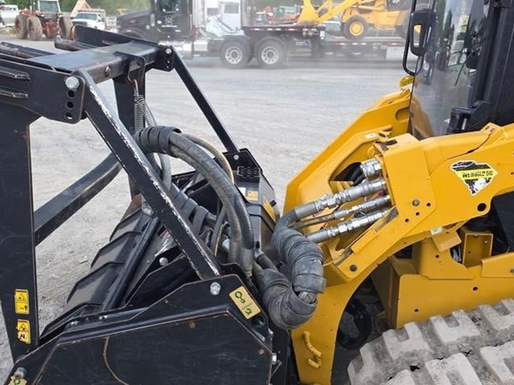 2022-caterpillar-299d3-xe-image-33