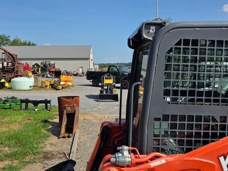 kubota-svl75-2-image-10