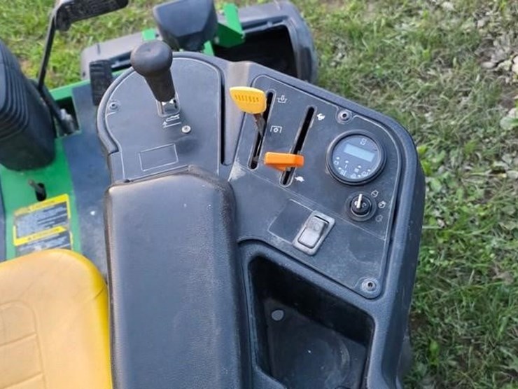 2009-john-deere-2500b-image-33