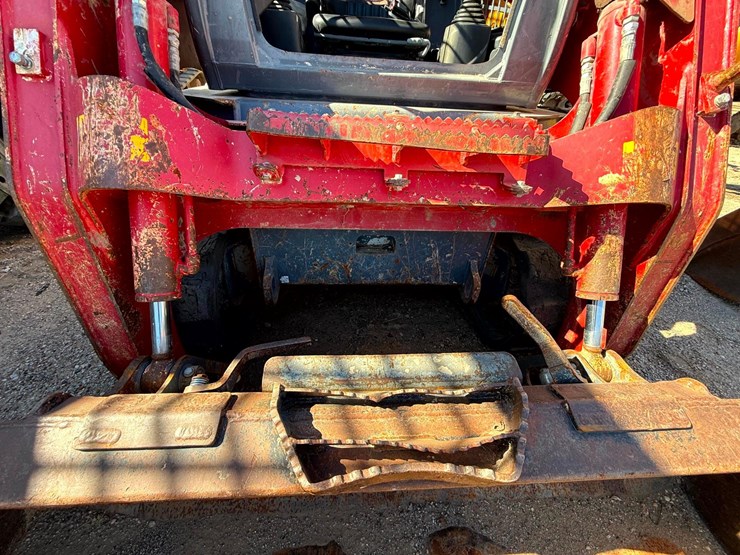 2020-takeuchi-tl8r2-image-14