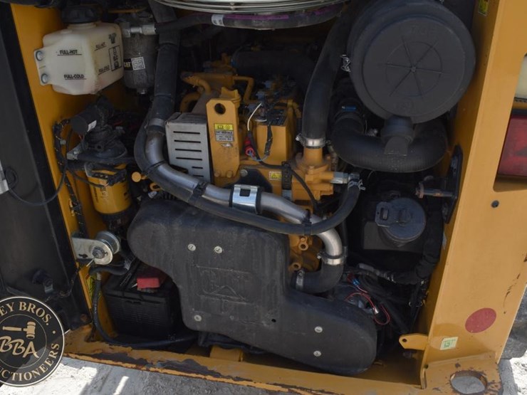2021-caterpillar-259d3-image-22