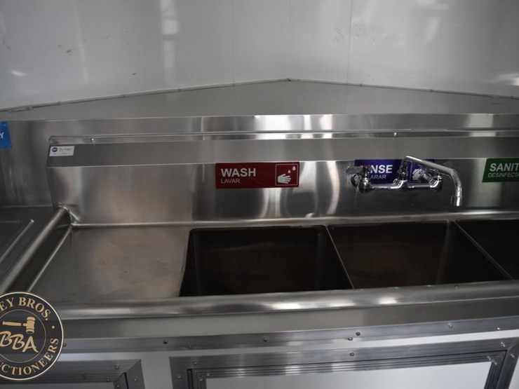 2024-quality-cargo-food-trailer-46478-image-39