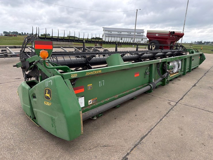 2009-john-deere-635f-image-5