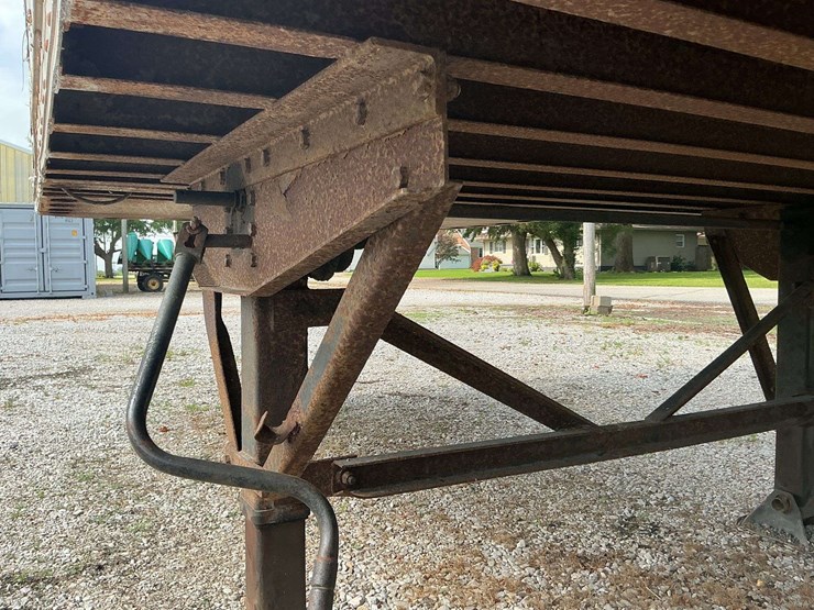 2006-wabash-van-trailer-with-lift-gate-image-13