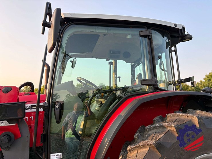 2023-massey-ferguson-5711-image-56