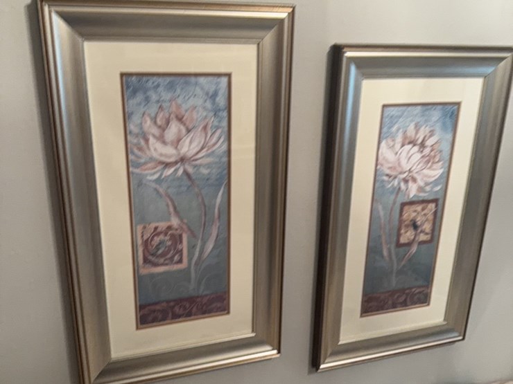 two-matching-modern-wall-pictures-image-9