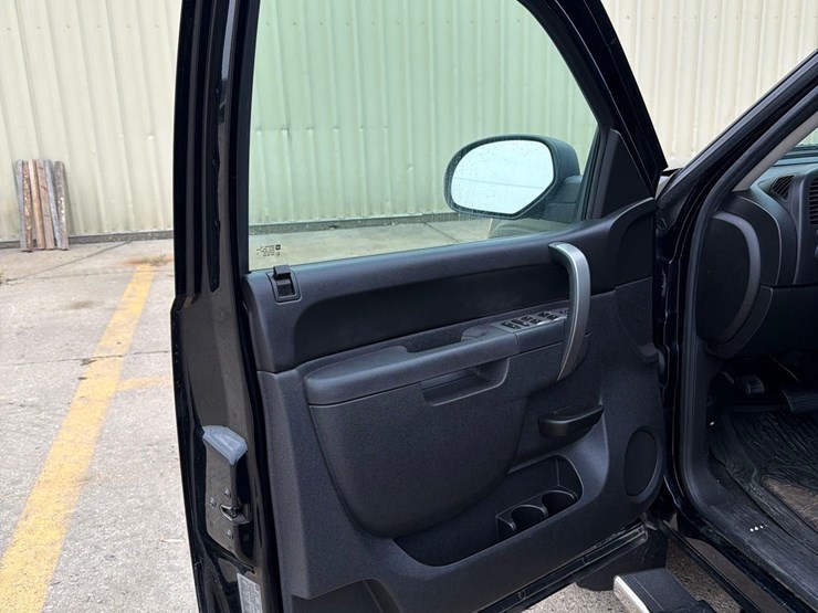 2012-gmc-sierra-1500-image-34