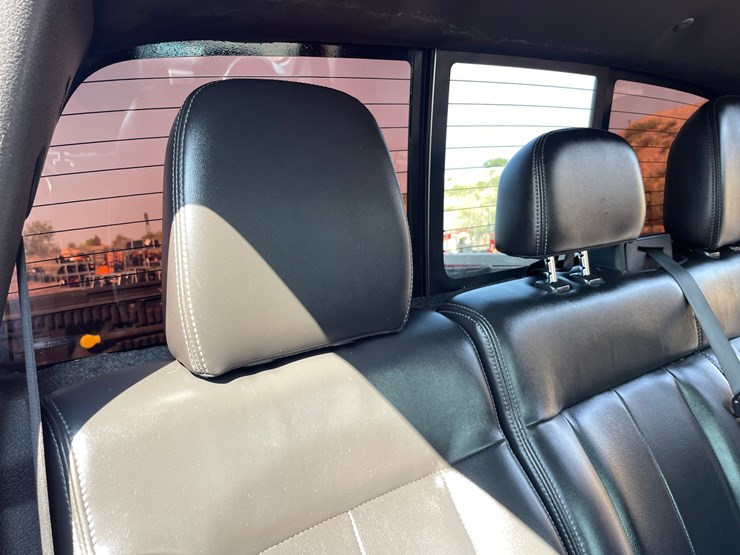 2011-ford-f150-image-76