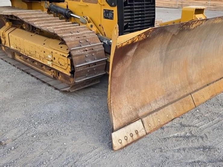 2017-caterpillar-d5k2-xl-image-48