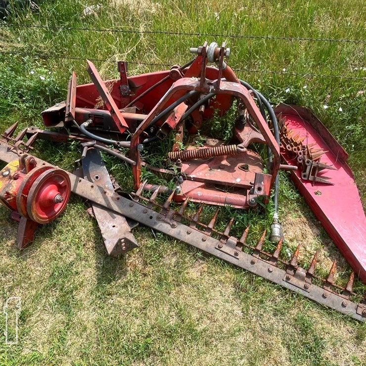 INTERNATIONAL 1300
