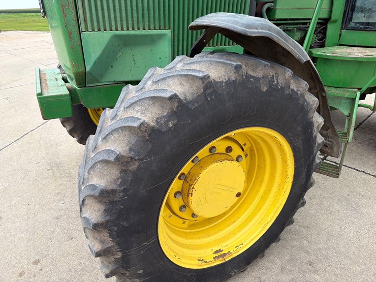 john-deere-4760-image-23