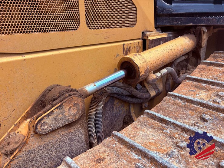 2009-caterpillar-d5k-xl-image-13
