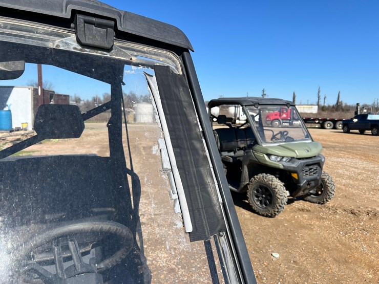 can-am-defender-image-34