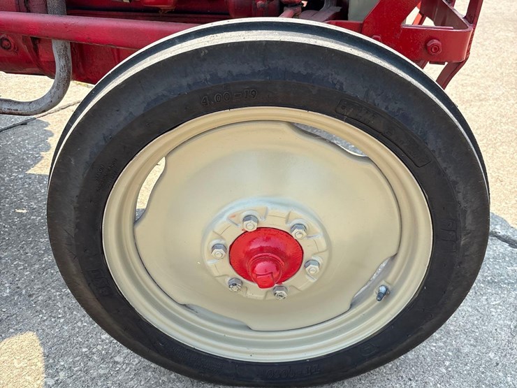 ford-8n-image-13