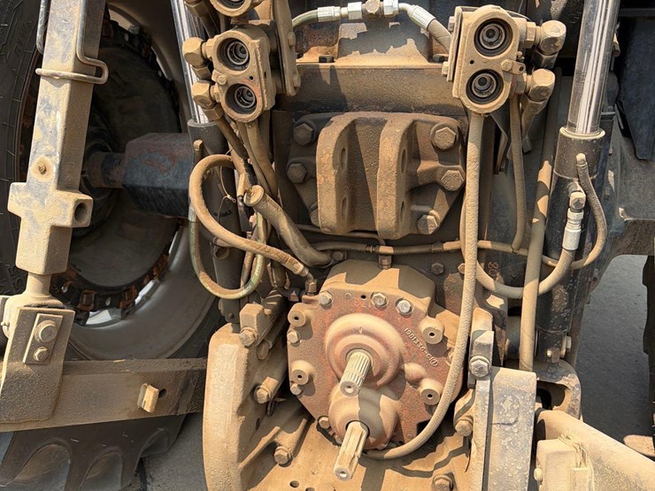 case-ih-7140-image-10