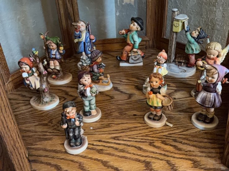 all-are-goebel-west-germany-pieces-(12-pieces)-image-1