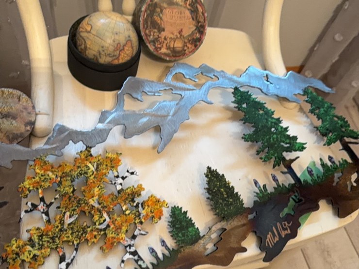 special-art-piece,-made-from-metal,-laser-cut,-also-note-includes-miniature-globe-image-9