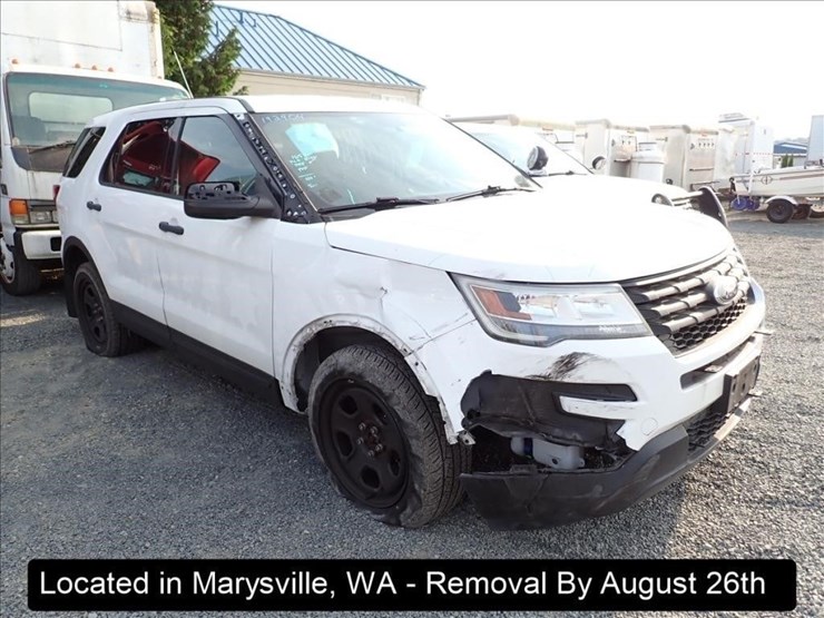 2019-ford-explorer-image-10
