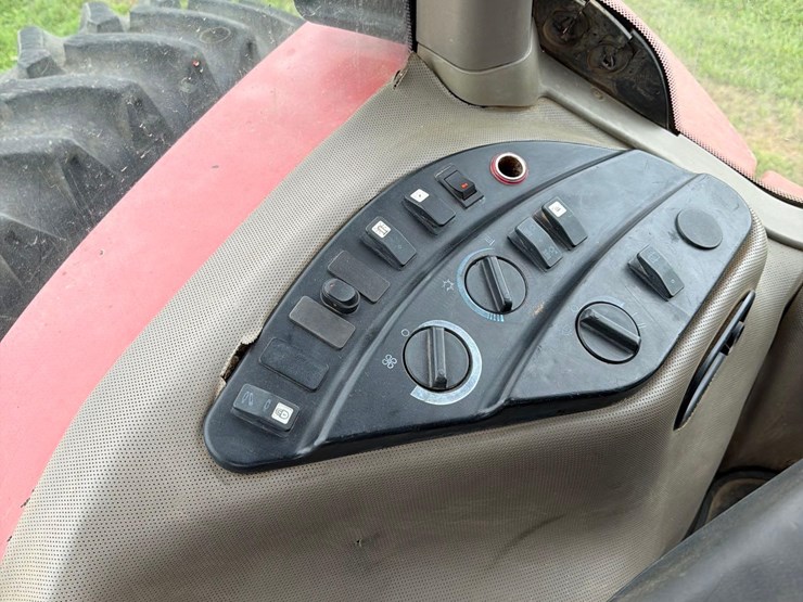 2003-case-ih-mx255-image-48