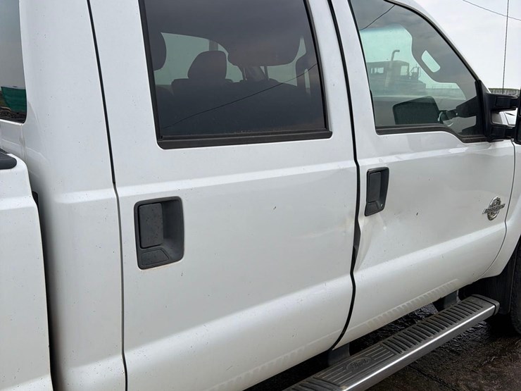 2010-ford-f350-image-22