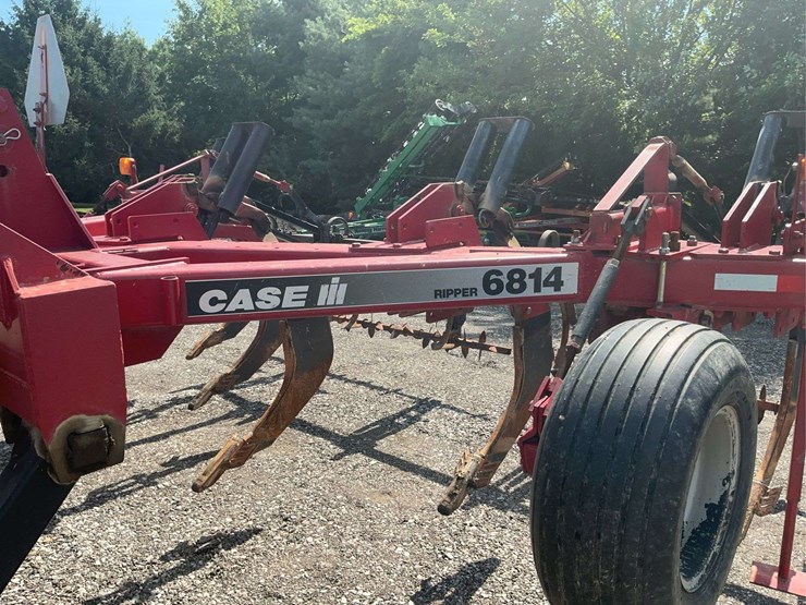 case-ih-6800-image-8