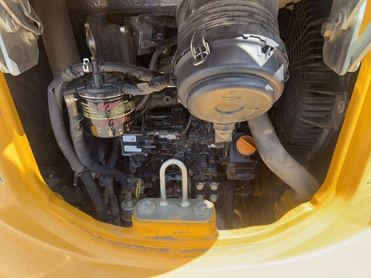 2020-deere-35g-image-13