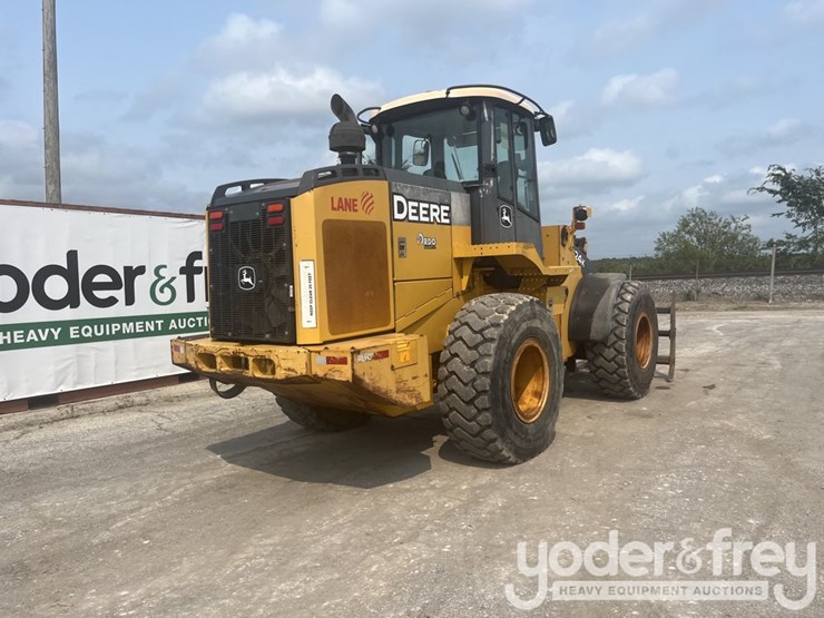 2014-deere-624k-image-6