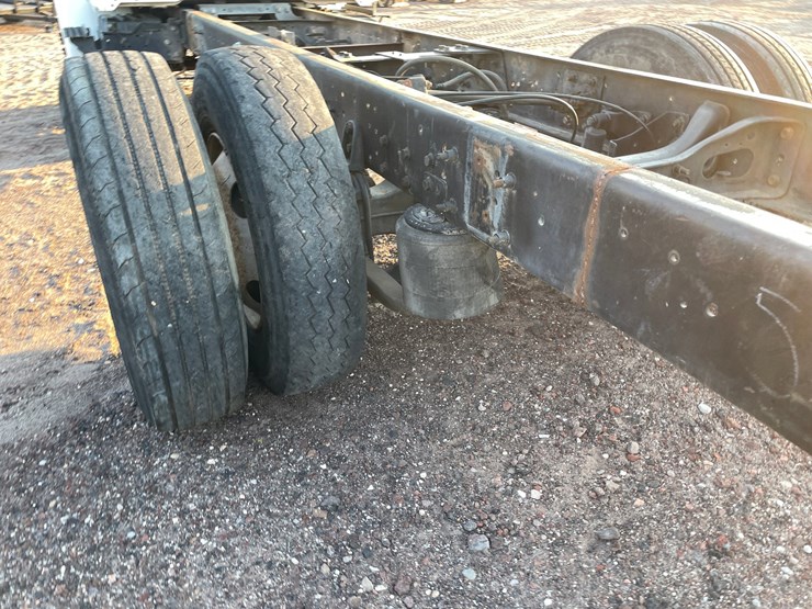 2003-international-durastar-4200-image-29