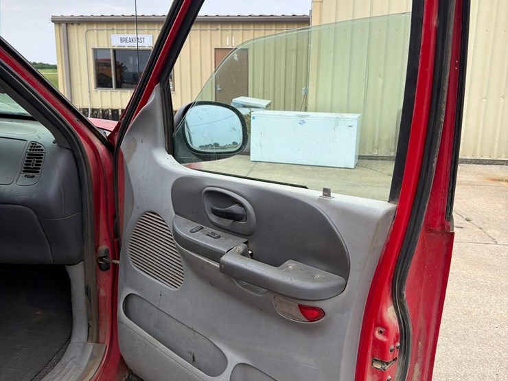 2001-ford-f150-image-36