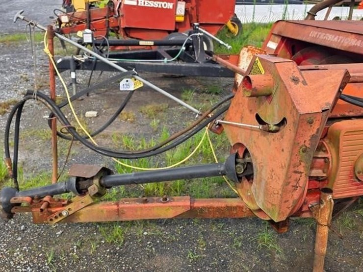 internatinal-435i-square-baler-image-24