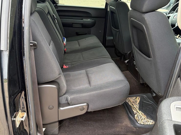 2012-gmc-sierra-1500-image-25