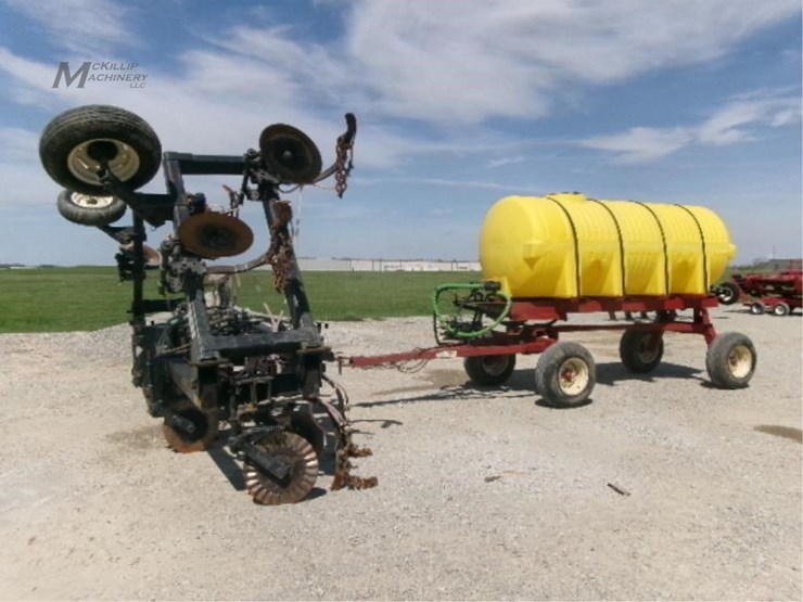 2002-dalton-ag-products-d3035-image-3