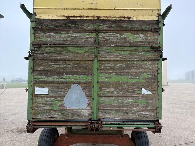 john-deere-125-image-6