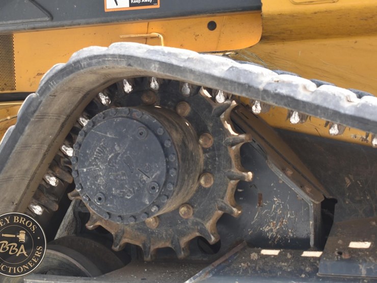 2024-deere-333g-image-61