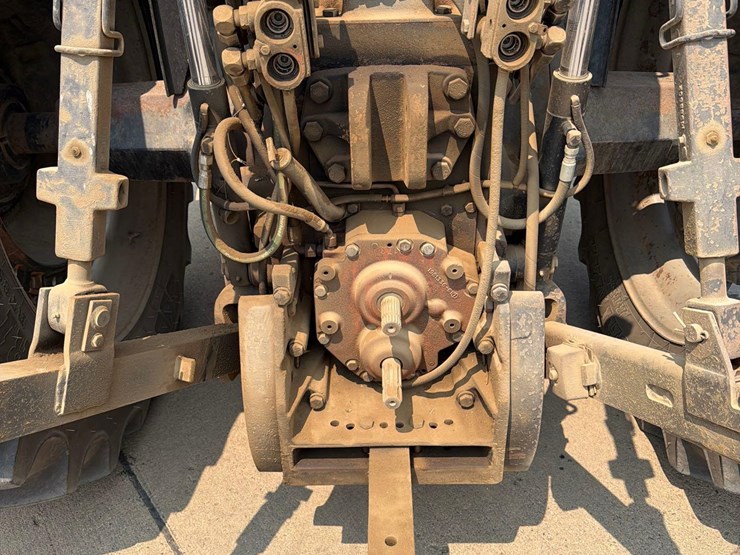 case-ih-7140-image-9
