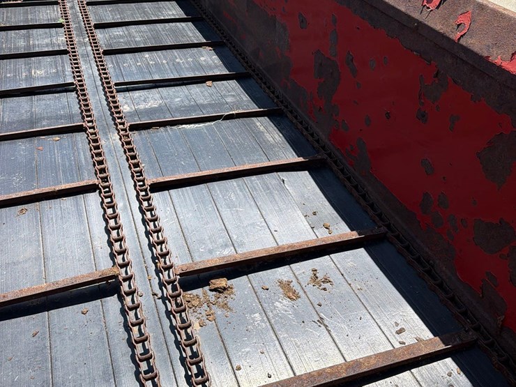 new-holland-195-image-34
