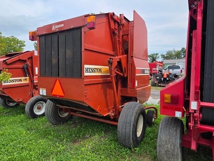 hesston-846a-image-4