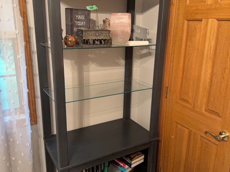 6-foot-shelf,-excellent-quality,-grey,-has-glass-shelves-and-top-light---note:--lot-48-is-an-exact-match-to-this-one.-it-was-decided-to-sell-them-separate.-image-5