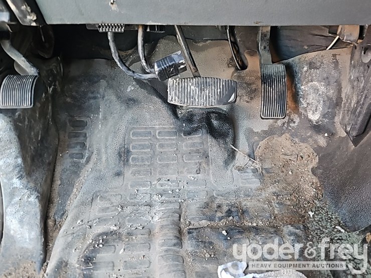2016-ford-f550-sd-image-27