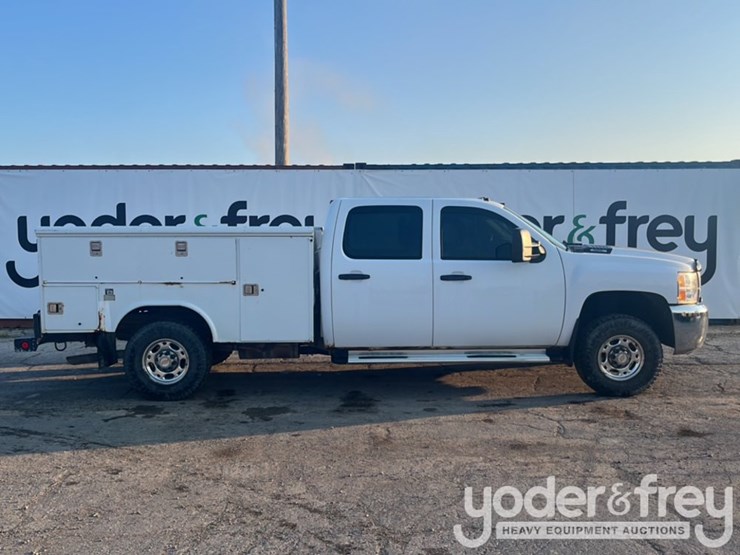 2010-chevrolet-silverado-2500-image-8