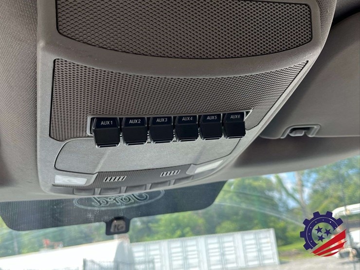 2017-ford-f550-xl-image-63