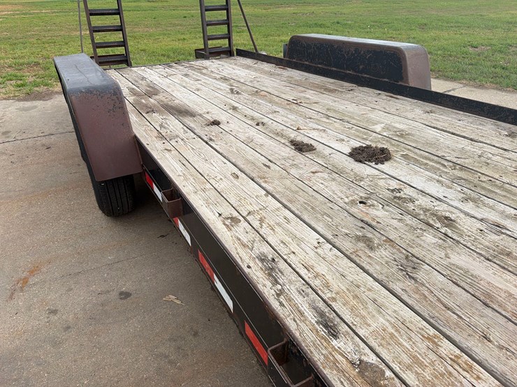 dct-81”-x-18ft-bumper-hitch-flatbed-image-8