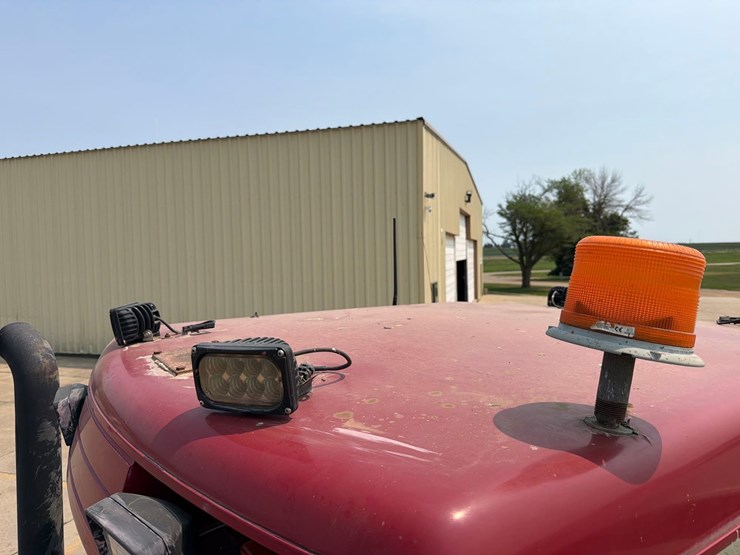 case-ih-7140-image-51