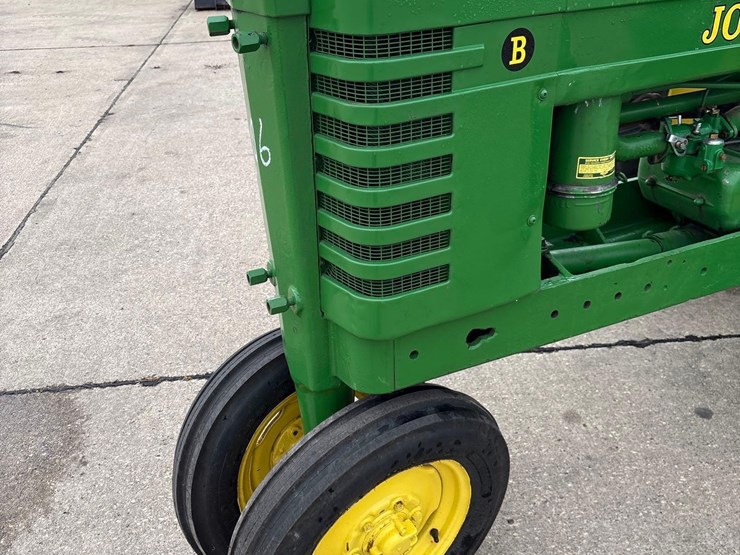 john-deere-b-image-16
